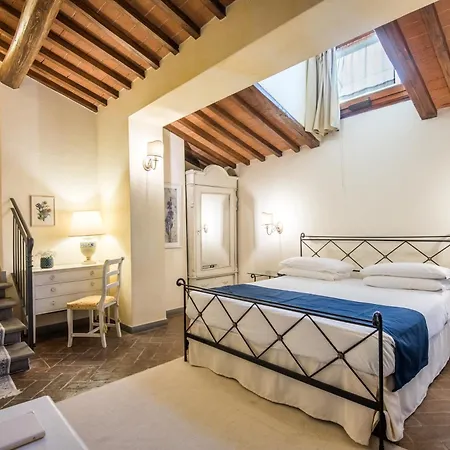 Hotel Palazzo Squarcialupi-3